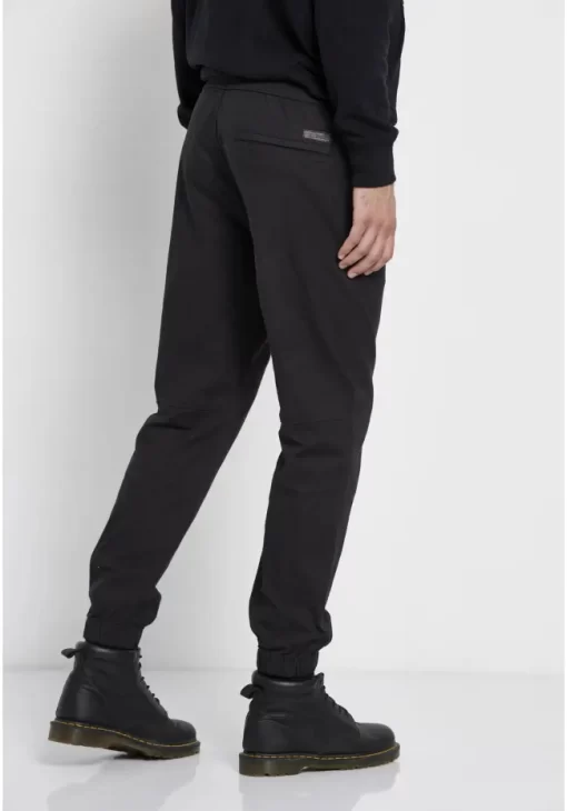 Relaxed fit chino παντελόνι σε micro ζακάρ ύφανση FBM008 012 02 Black (4)