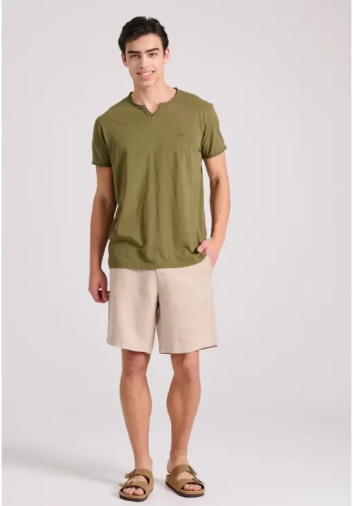 T shirt με λαιμό henley και raw cuts FBM009 004 04 Khaki (2)