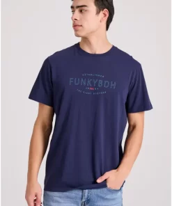 t shirt με Funky Buddha τύπωμα FBM009 094 04 Navy (2)