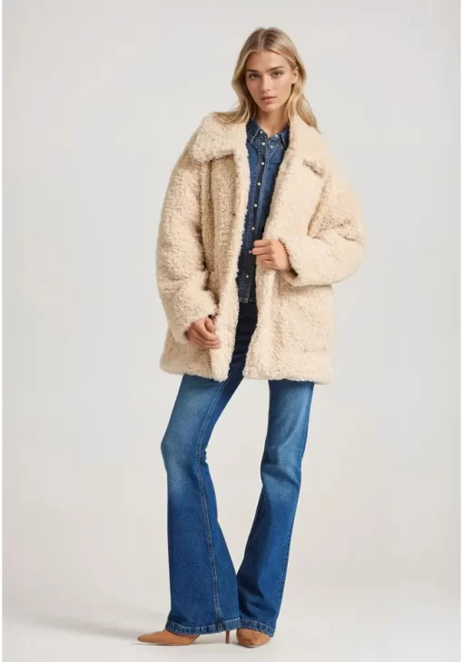 Loose fit faux fur jacket FBL010 123 01 Chalk (2)