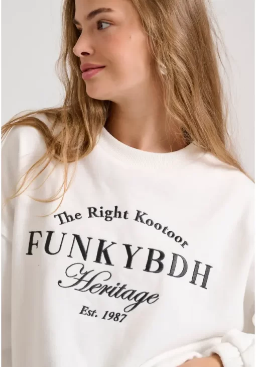 Relaxed fit φούτερ με Funky Buddha κέντημα FBL010 107 06 Off White (3)