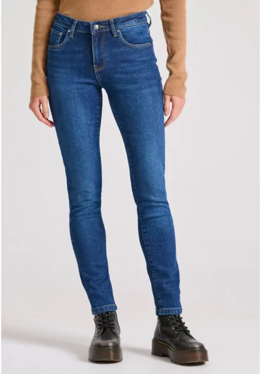 Skinny fit jean παντελόνι με ελαφρύ ξεθώριασμα FBL010 162 02 Blue Denim